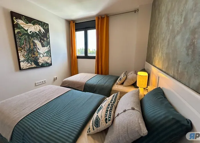 Appartement Con Terraza Y Vista Al Jardin *