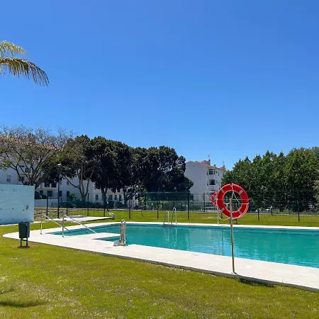 Con Terraza Y Vista Al Jardin * Estepona