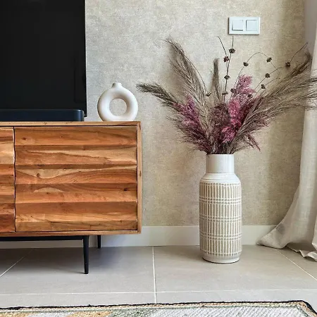 Apartment Con Terraza Y Vista Al Jardin *