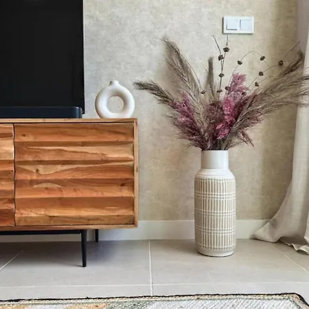 Con Terraza Y Vista Al Jardin Apartment