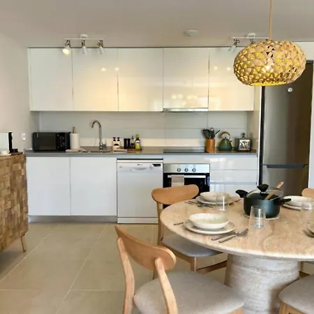 Apartment Con Terraza Y Vista Al Jardin Estepona