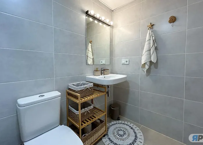 Apartment Con Terraza Y Vista Al Jardin *