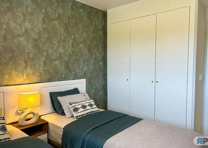 Apartment Con Terraza Y Vista Al Jardin Estepona