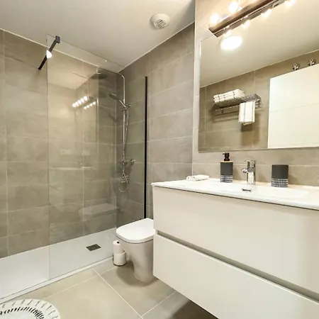 Con Terraza Y Vista Al Jardin Appartamento Estepona