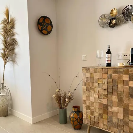 Con Terraza Y Vista Al Jardin Appartamento Estepona