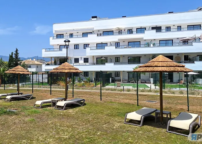 Con Terraza Y Vista Al Jardin 公寓 *